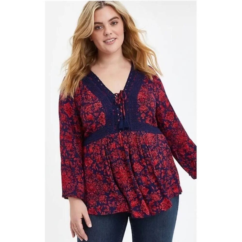 Torrid Lace Up Gauze Babydoll Top Floral Red and Navy Size 2